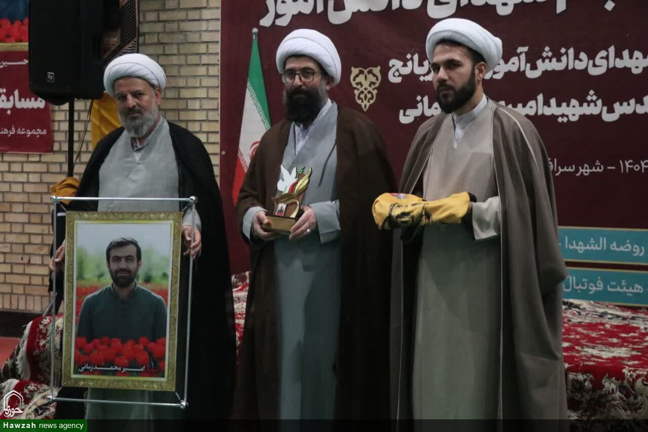 اختتامیه جام فوتسال شهدای دانش‌آموز در مریانج برگزار شد+تصاویر