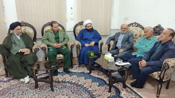 کرامات شهدا نشان‌دهنده حیات جاودانه آنان است+عکس