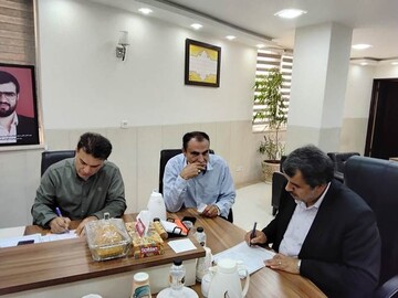 تصاویر/ دیدار مردم مدیر کل بنیاد شهید با خانواده ایثارگران