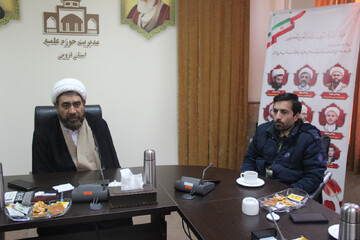 تصاویر / جلسه هم اندیشی و بررسی پروژه های پژوهشی در حوزه علمیه قزوین