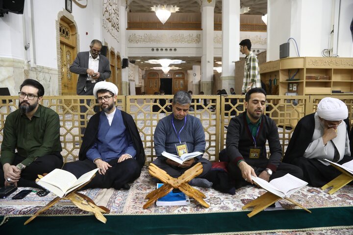 تصاویر/ کرسی تلاوت فاطمی در حرم مطهر حضرت فاطمه معصومه(س)