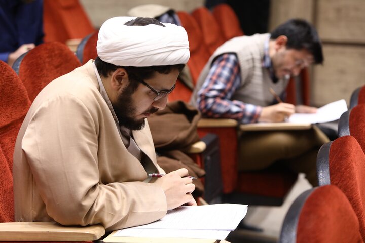 تصاویر/ آزمون کتبی مسابقات ملی و بین المللی معارف قرآن کریم، نهج‌البلاغه و صحیفه‌سجادیه