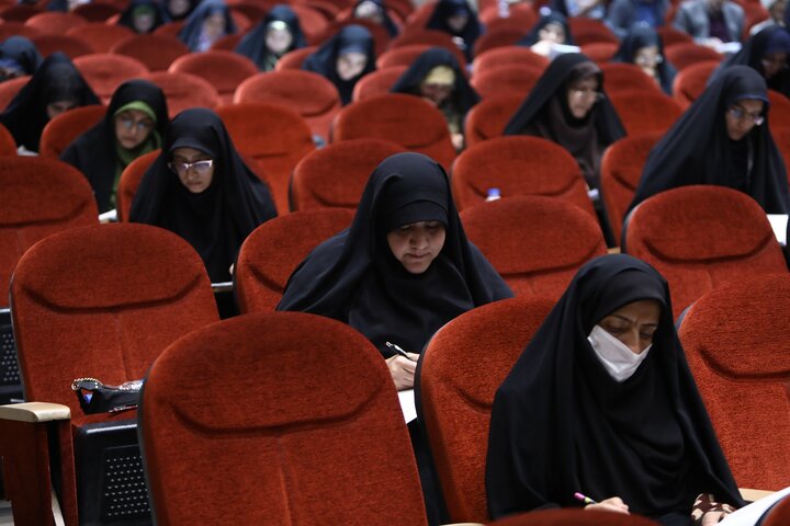 تصاویر/ آزمون کتبی مسابقات ملی و بین المللی معارف قرآن کریم، نهج‌البلاغه و صحیفه‌سجادیه