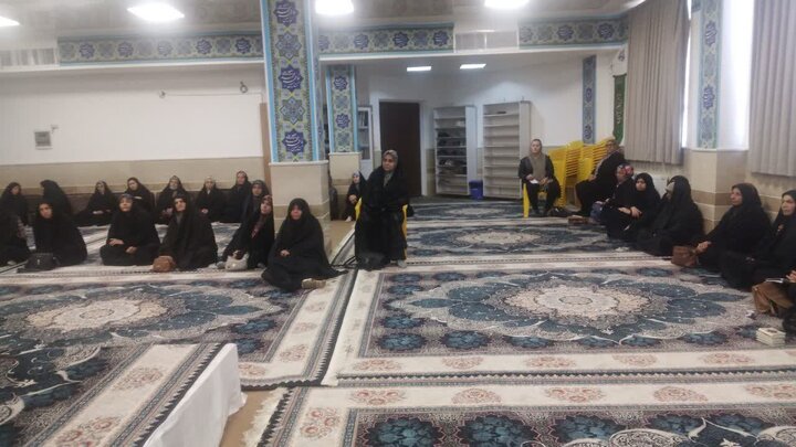 تصاویر/ جلسه اخلاقی تربیتی بانوان سیرجانی