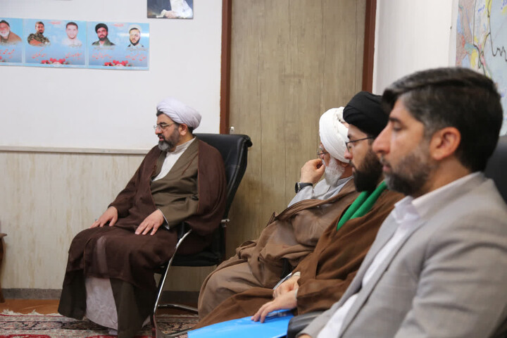 تصاویر/ دیدار مسئول دفاتر نهاد نمایندگی مقام معظم رهبری در دانشگاه ها استان خوزستان با مدیر حوزه علمیه خوزستان