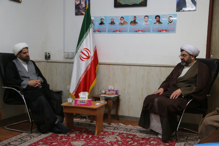 تصاویر/ دیدار مسئول دفاتر نهاد نمایندگی مقام معظم رهبری در دانشگاه ها استان خوزستان با مدیر حوزه علمیه خوزستان
