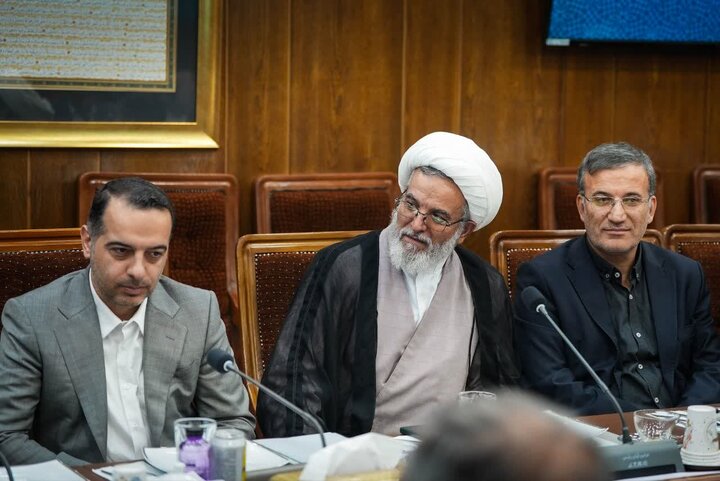 تصاویر/دیدار استاندار و مجمع نمایندگان استان مرکزی با رئیس سازمان تبلیغات اسلامی کشور