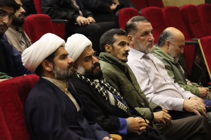 تصاویر/دوره توانمند سازی شبکه نمایندگی ولی فقیه در سپاه حضرت روح الله استان مرکزی