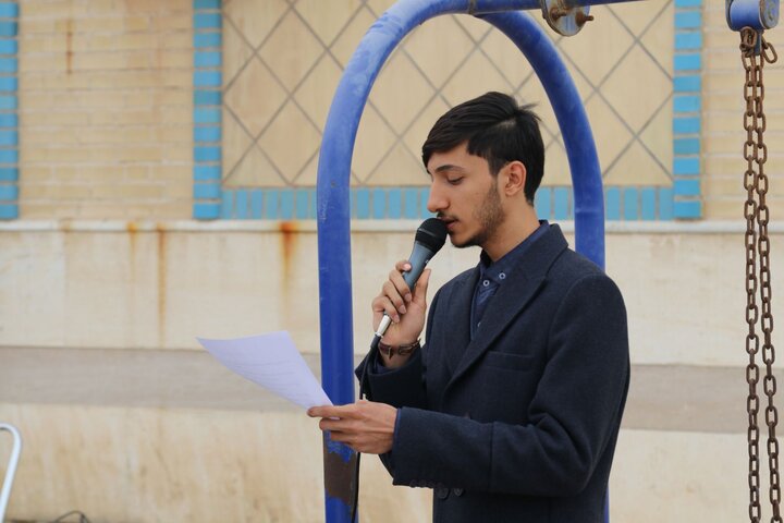 عکس/ اقامه نماز باران در حوزه علمیه خواهران بوشهر