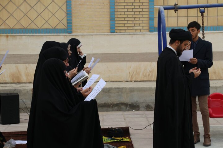 عکس/ اقامه نماز باران در حوزه علمیه خواهران بوشهر