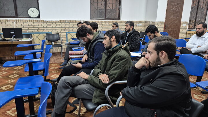 تصاویر/ گفتمان «امامین انقلاب طلبه تراز» مدرسه علمیه ابوتراب امامی کاشانی