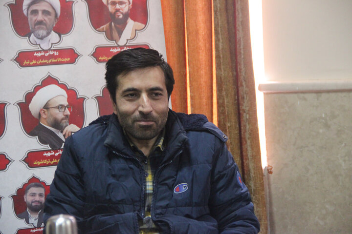 تصاویر /جلسه هم اندیشی و بررسی پروژه های پژوهشی در حوزه علمیه با حضور مدیر حوزه علمیه استان قزوین