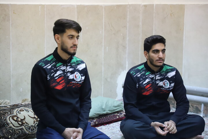 تصاویر/دیدار چهره‌به‌چهره مدیر حوزه علمیه کردستان با طلاب در حجرات حوزه امام باقر (ع) کامیاران