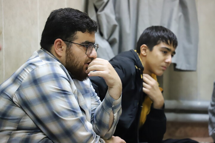 تصاویر/دیدار چهره‌به‌چهره مدیر حوزه علمیه کردستان با طلاب در حجرات حوزه امام باقر (ع) کامیاران