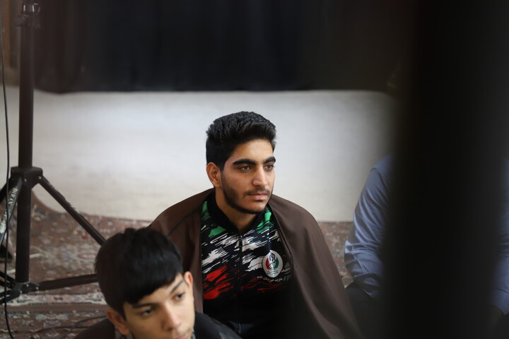 تصاویر/نشست صمیمی مدیر حوزه علمیه کردستان با طلاب حوزه امام باقر (ع) کامیاران