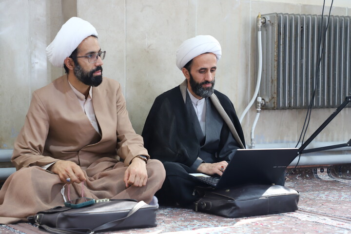 تصاویر/نشست صمیمی مدیر حوزه علمیه کردستان با طلاب حوزه امام باقر (ع) کامیاران