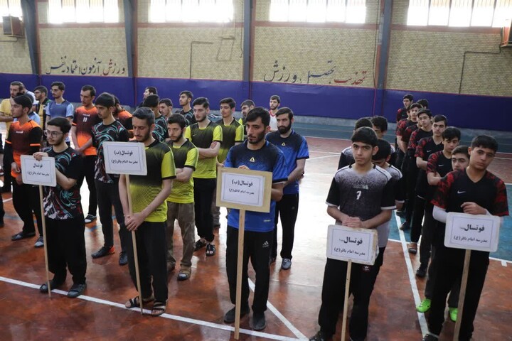 تصاویر / افتتاحیه جشنواره ورزشی طلاب و روحانیون بسیجی منطقه بناب