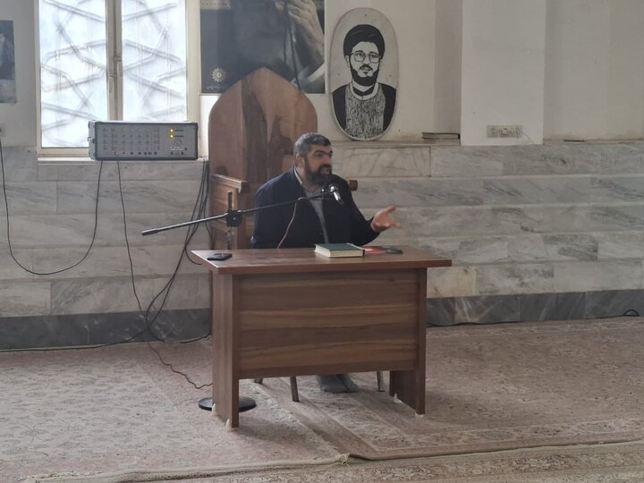 تصاویر/ گفتمان «تمدن نوین اسلامی و نقش طلاب تمدن‌ساز» مدارس علمیه کاشان