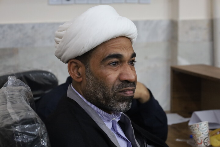 تصاویر/ نشست هم اندیشی روحانیون شاغل در آموزش و پرورش با حضور معاون تبلیغ حوزه‌های علمیه