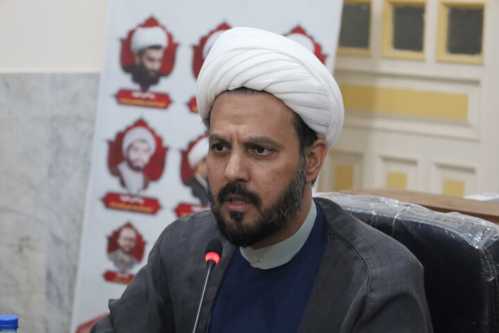 تصاویر/ نشست هم اندیشی روحانیون شاغل در آموزش و پرورش با حضور معاون تبلیغ حوزه‌های علمیه