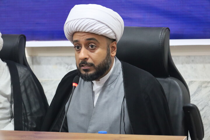 تصاویر/ نشست هم اندیشی روحانیون شاغل در آموزش و پرورش با حضور معاون تبلیغ حوزه‌های علمیه