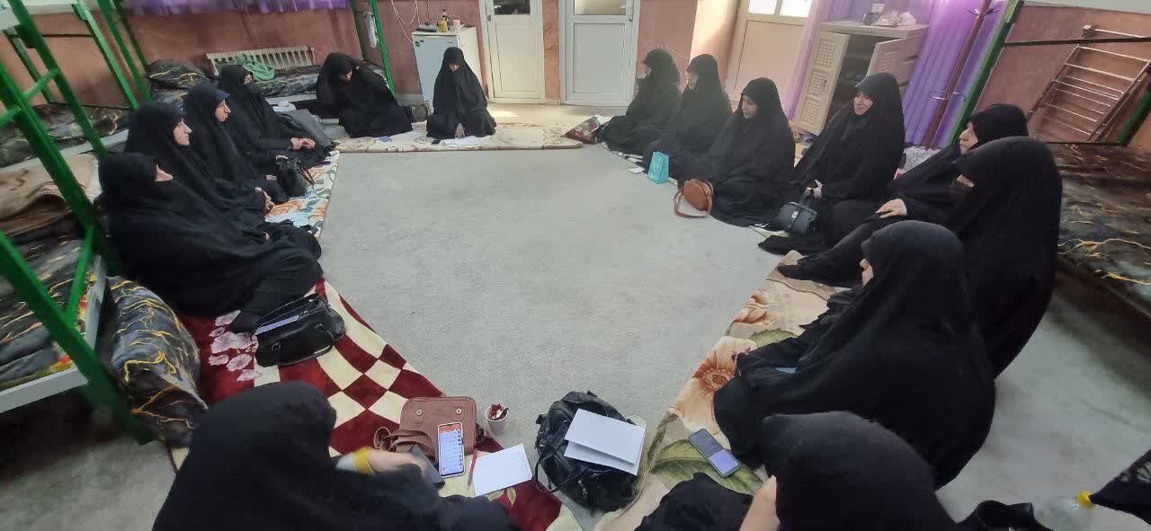 نشست تخصصی معاونین پژوهش مدارس علمیه خواهران مازندران برگزار شد