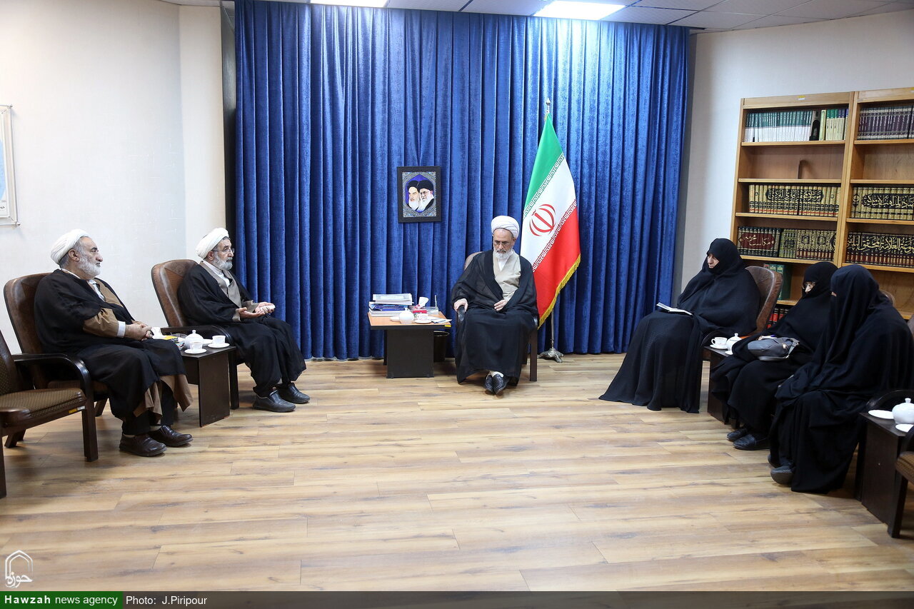 Camiatü’z-Zehra’nın (s.a.) Eserleri ve Bereketleri Geniş ve Etkileyicidir