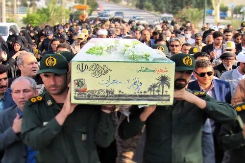 پیکر مطهر شهید گمنام دفاع مقدس در مرز خسروی تشییع و به خاک سپرده شد