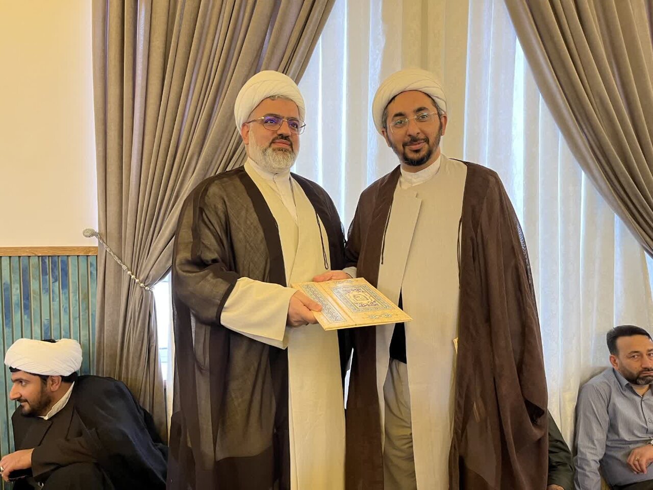 دبیر قرار ملی بنیاد نوجوان استان فارس معرفی شد