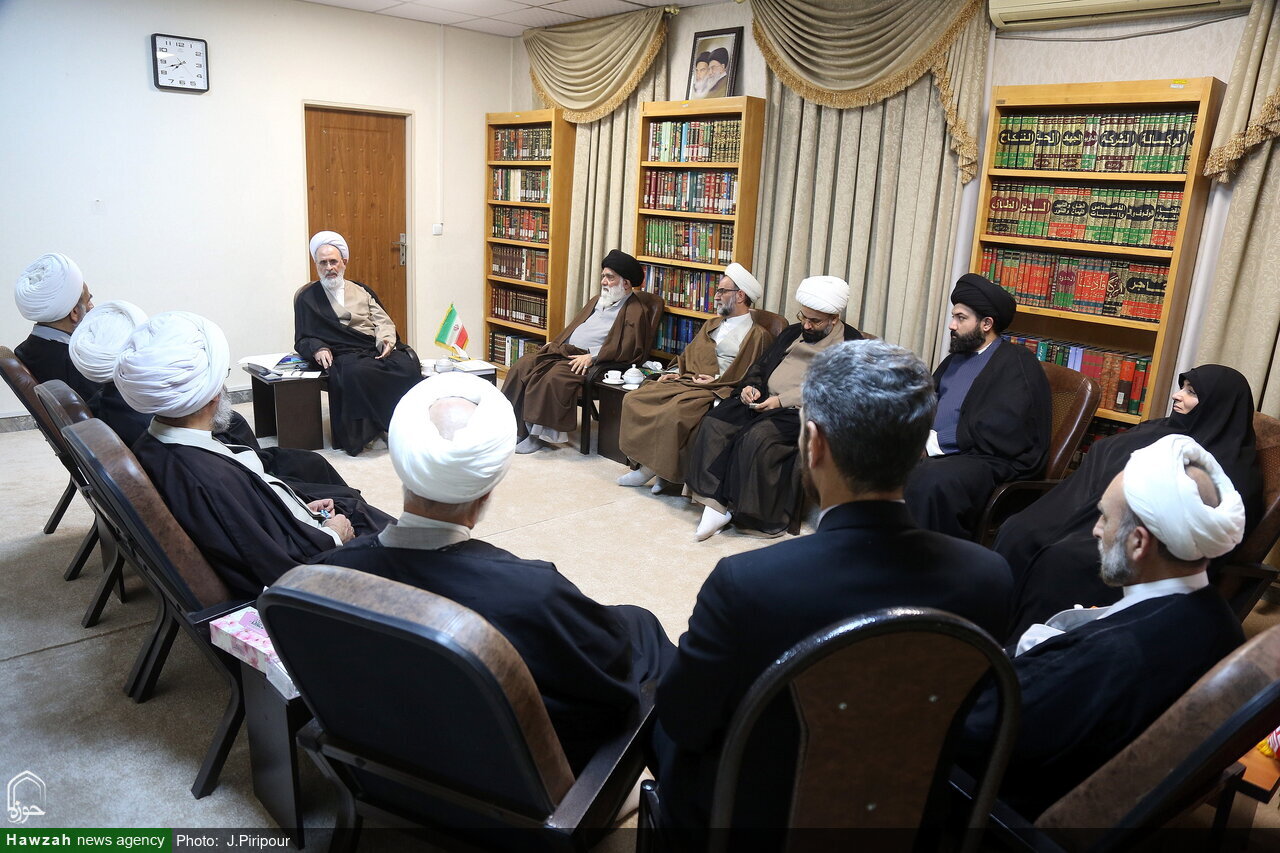 Ayetullah Yezdî’nin (r.a.) Hakkı Hâlâ Ödenmemiştir