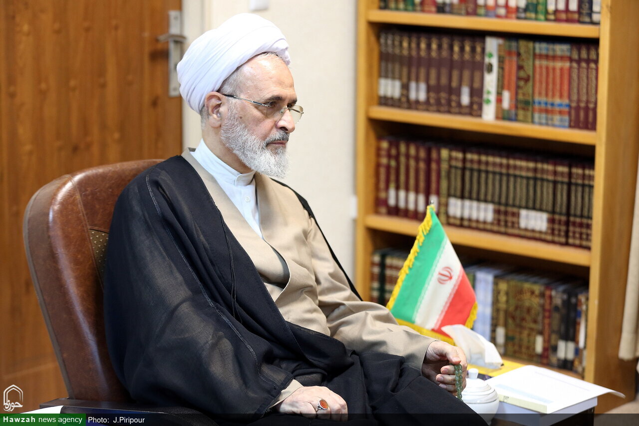 Ayetullah Yezdî’nin (r.a.) Hakkı Hâlâ Ödenmemiştir