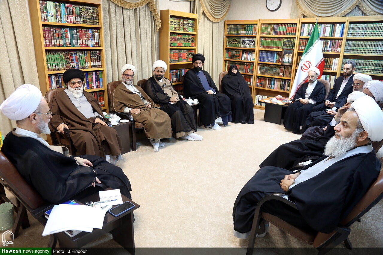 Ayetullah Yezdî’nin (r.a.) Hakkı Hâlâ Ödenmemiştir