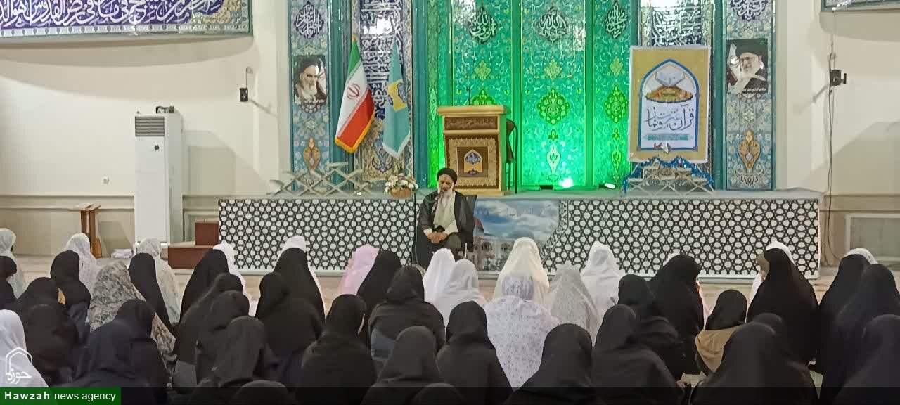 تأکید امام جمعه اهواز بر توجه به نماز از سوی نسل جوان+تصاویر