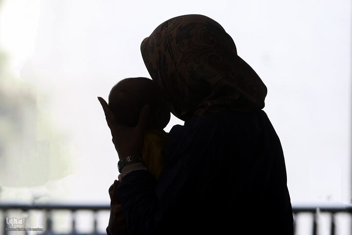 কর্মজীবী মায়েদের জন্য সন্তান লালনের বাস্তবসম্মত দিকনির্দেশনা