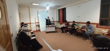 تصاویر/ کارگاه تدریس کتاب "طرح کلی اندیشه اسلامی در قرآن" در مدرسه علمیه امام صادق (ع) قروه