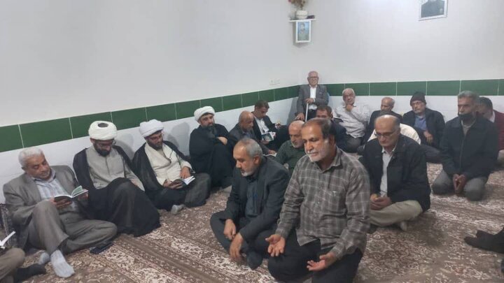 تصاویر/ دیدار هفتگی امام جمعه سعدآباد با رزمندگان و ایثارگران