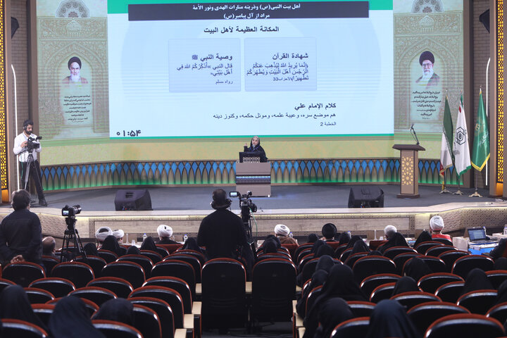 تصاویر: اولین روز مسابقات ملی و بین المللی معارفی در بخش بانوان