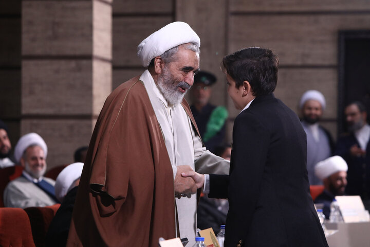 تصاویر: اولین روز مسابقات ملی و بین المللی معارفی در بخش آقایان