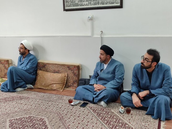 تصاویر / حضور مدیر و معاونین حوزه علمیه استان همدان در مدرسه علمیه سامن