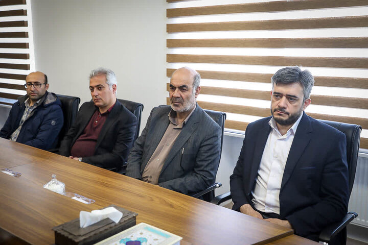 تصاویر / دیدار اعضای اداره کل نوسازی مدارس با نماینده ولی فقیه در استان قزوین