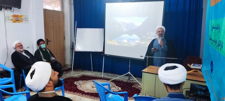 برگزاری «دوره تربیت مربی نهج‌البلاغه»در خمین