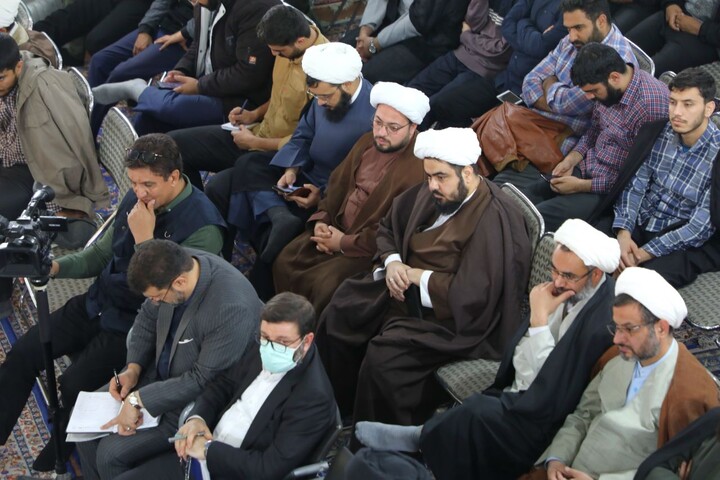 دیدار حجت‌الاسلام والمسلمین علی عبداللهی رئیس حفاظت و اطلاعات قوه قضائیه با اساتید، طلاب و روحانیون حوزه علمیه یزد در مدرسه علمیه مصلی