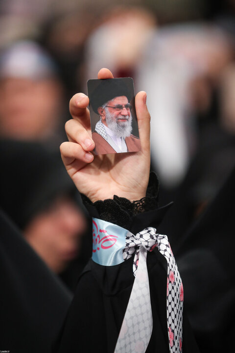 تصاویر/ دیدار هزاران نفر از زنان و دختران با رهبر معظم انقلاب