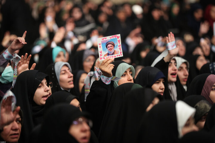 تصاویر/ دیدار هزاران نفر از زنان و دختران با رهبر معظم انقلاب