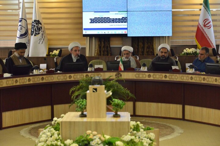 مراسم رونمایی از سندراهبردی ستادهای راهبری حوزه‌های علمیه برگزار شد