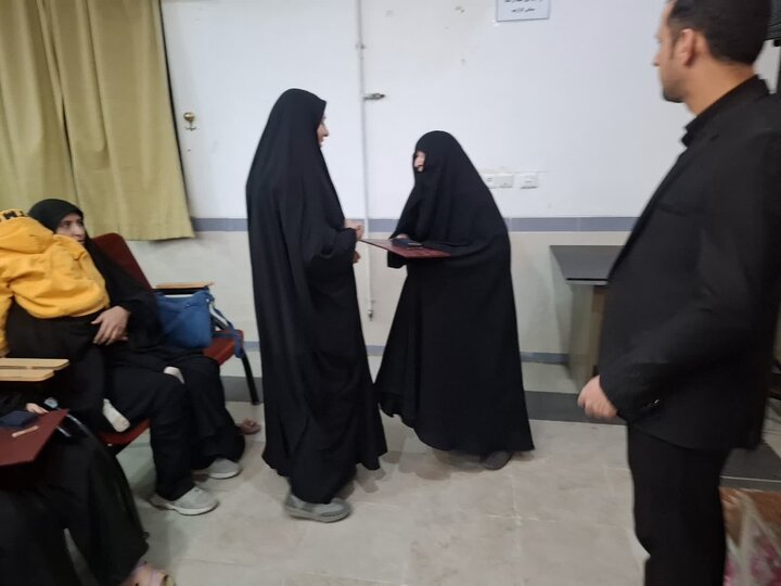 تصاویر/مراسم‌عزاداری‌شهادت‌حضرت‌ام‌البنین(س)درآران وبیدگل