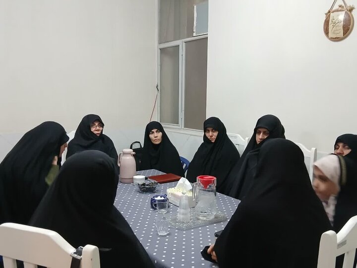 تصاویر/ سفر مدیر حوزه‌ علمیه خواهران  استان مرکزی به ساوه