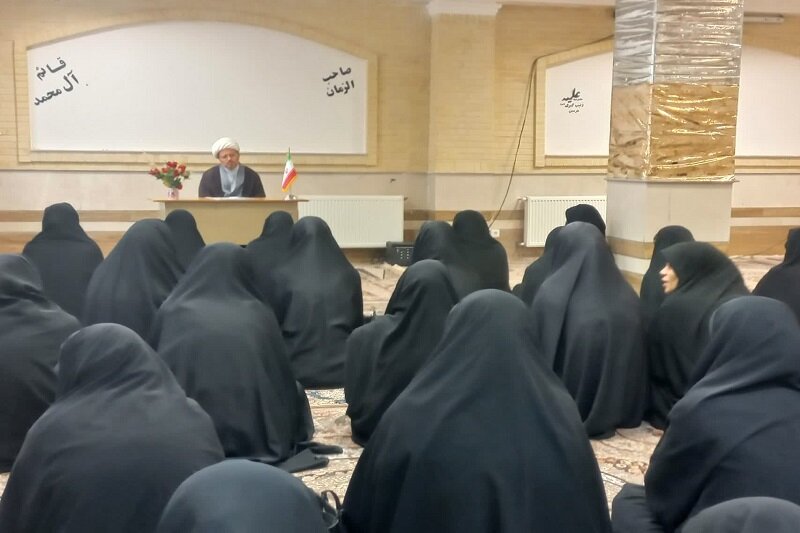 هماندیشی ماهانه مبلغان طرح امین در هرسین برگزار شد+عکس