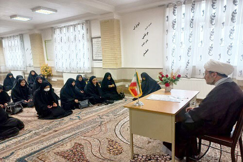 هم‌اندیشی ماهانه مبلغان طرح امین در هرسین برگزار شد+عکس