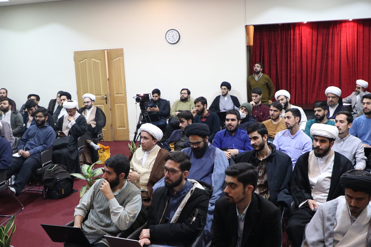 برگزاری دوره آموزشی «هوش مصنوعی» با رویکرد پژوهش‌های فقهی و اصولی+ عکس